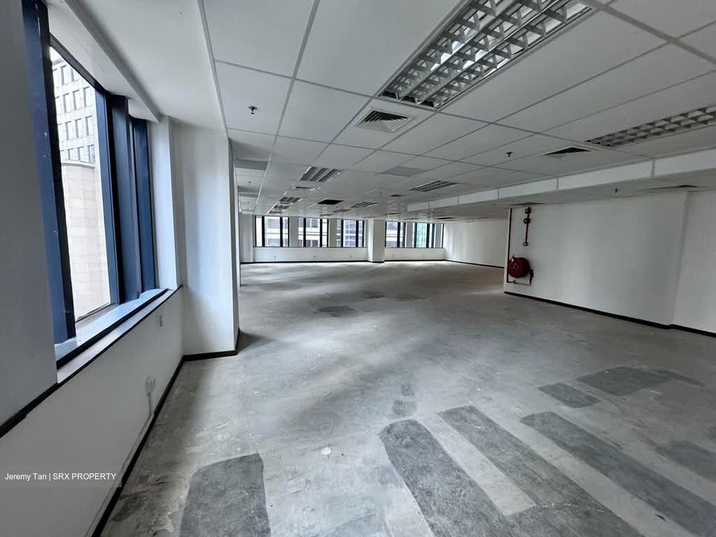 Hong Leong Building (D1), Office #563157851